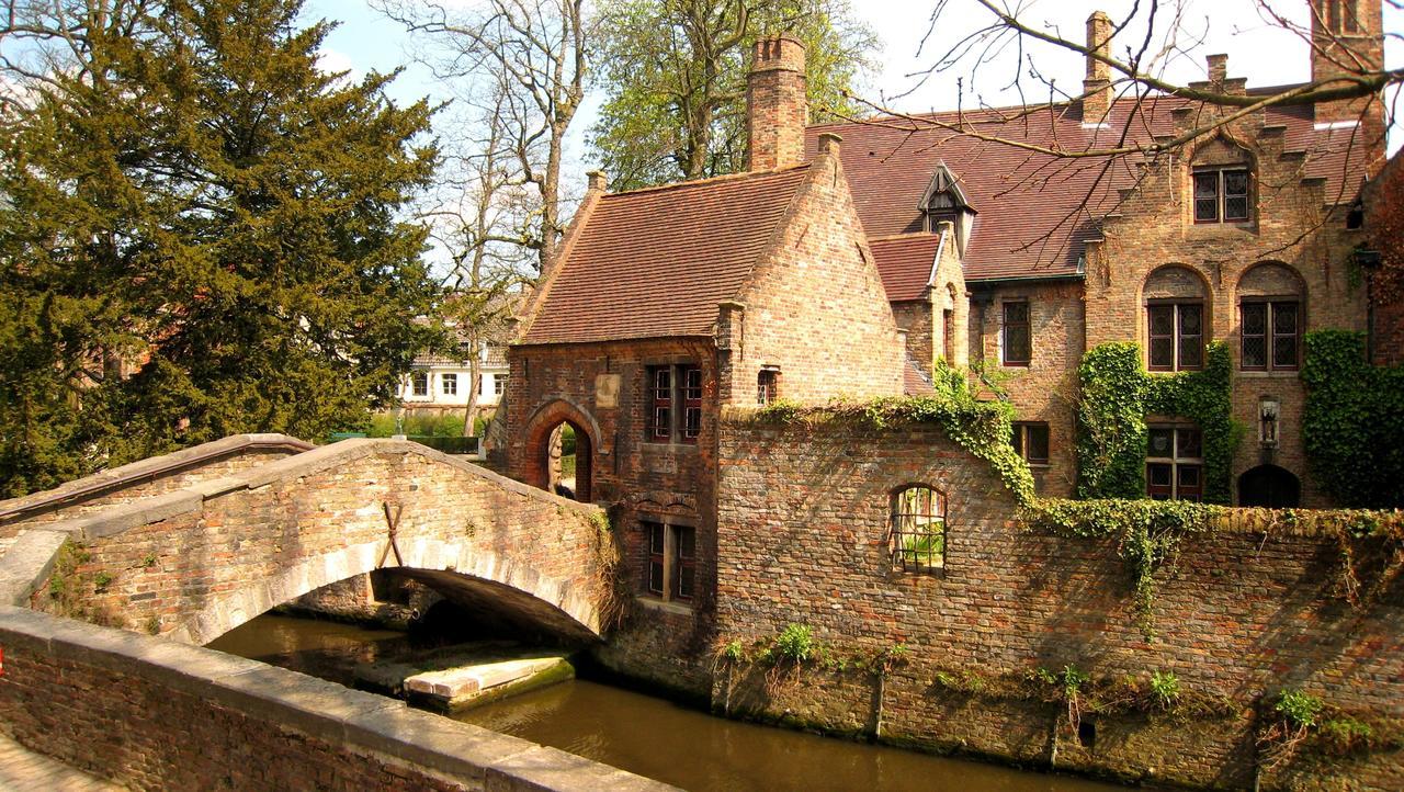 Guest House Nuit Blanche Bruges Exterior photo